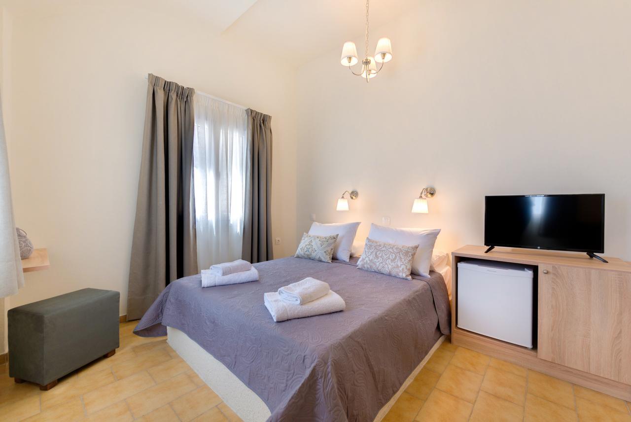 Alexander's Great View Aparthotel 3*
