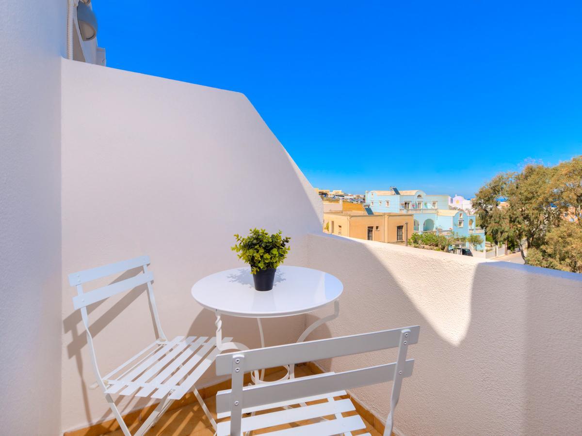 Alexander's Great View Aparthotel 3*