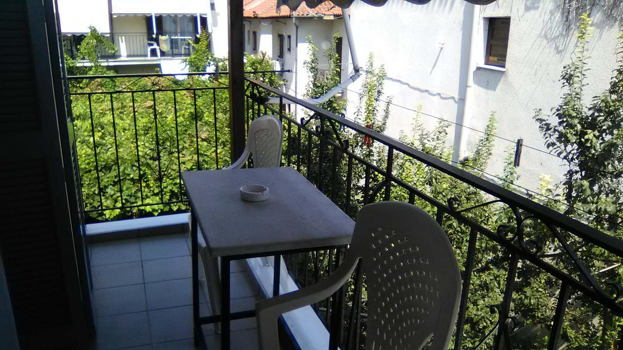 Victoria Hotel