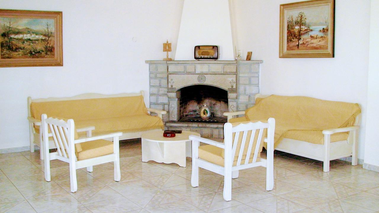 Aparthotel Ambrosia 2*