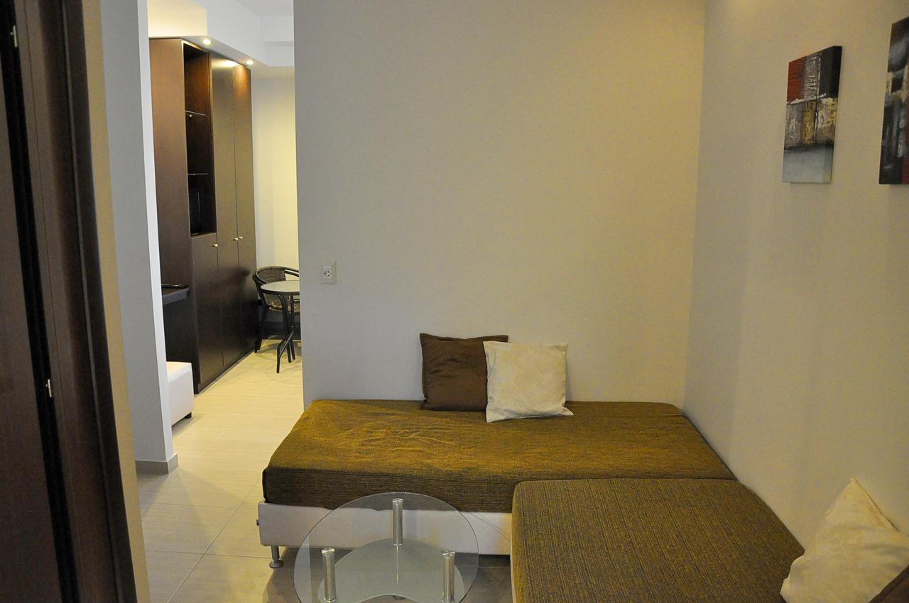 Tony's Aparthotel 2*