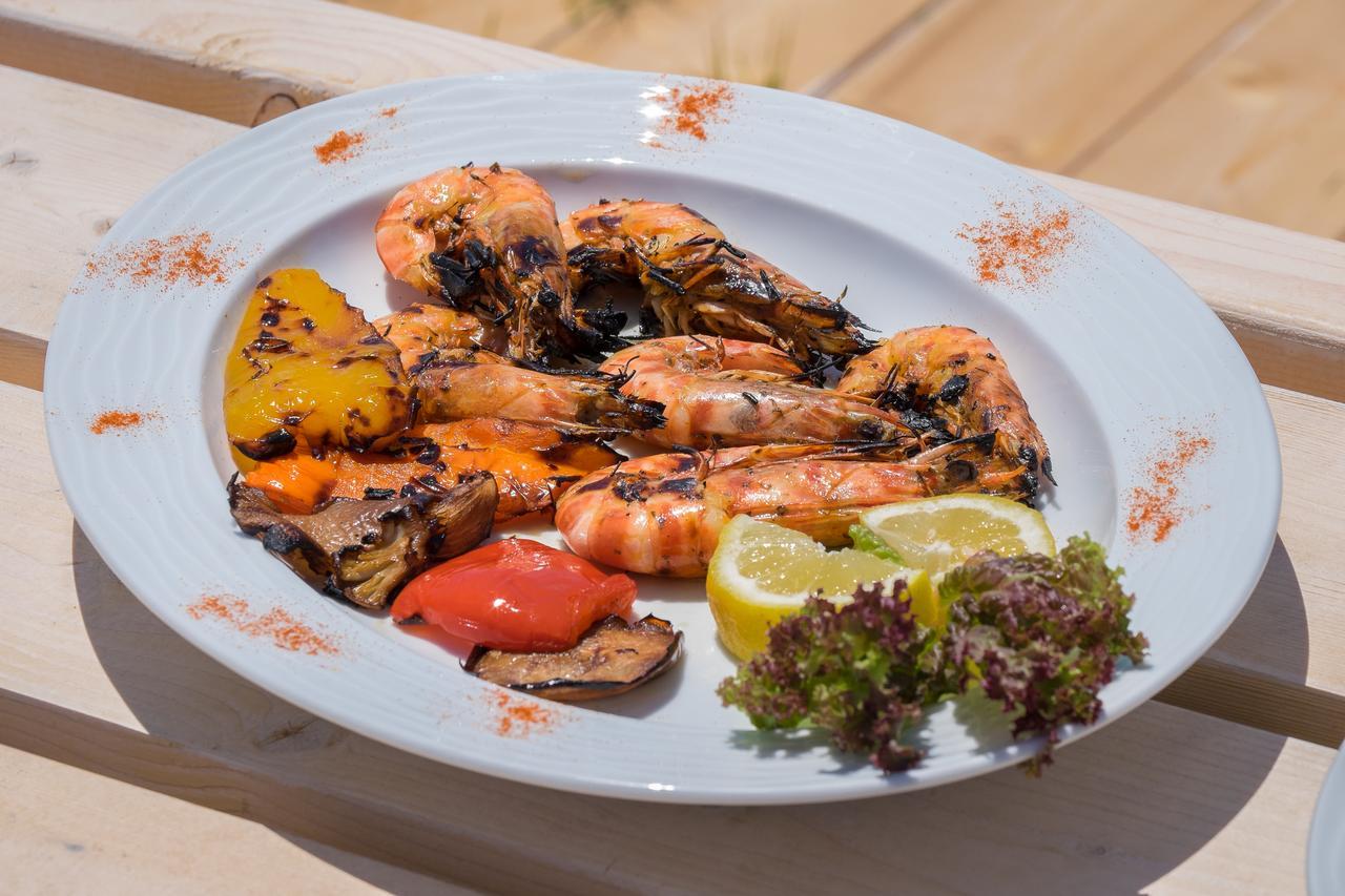 Must Boutique & Restaurant 3*