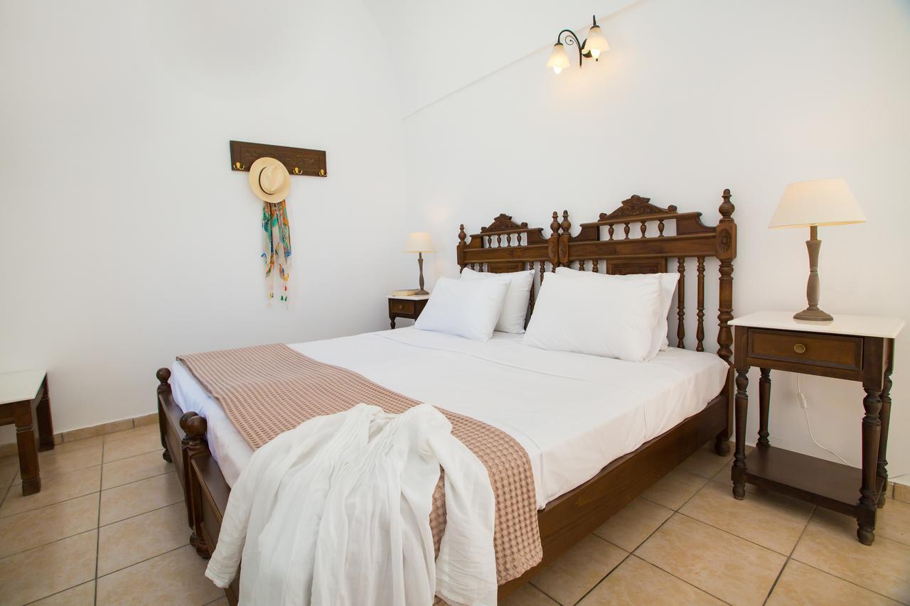 Hotel Aldea Karterados (Santorini)