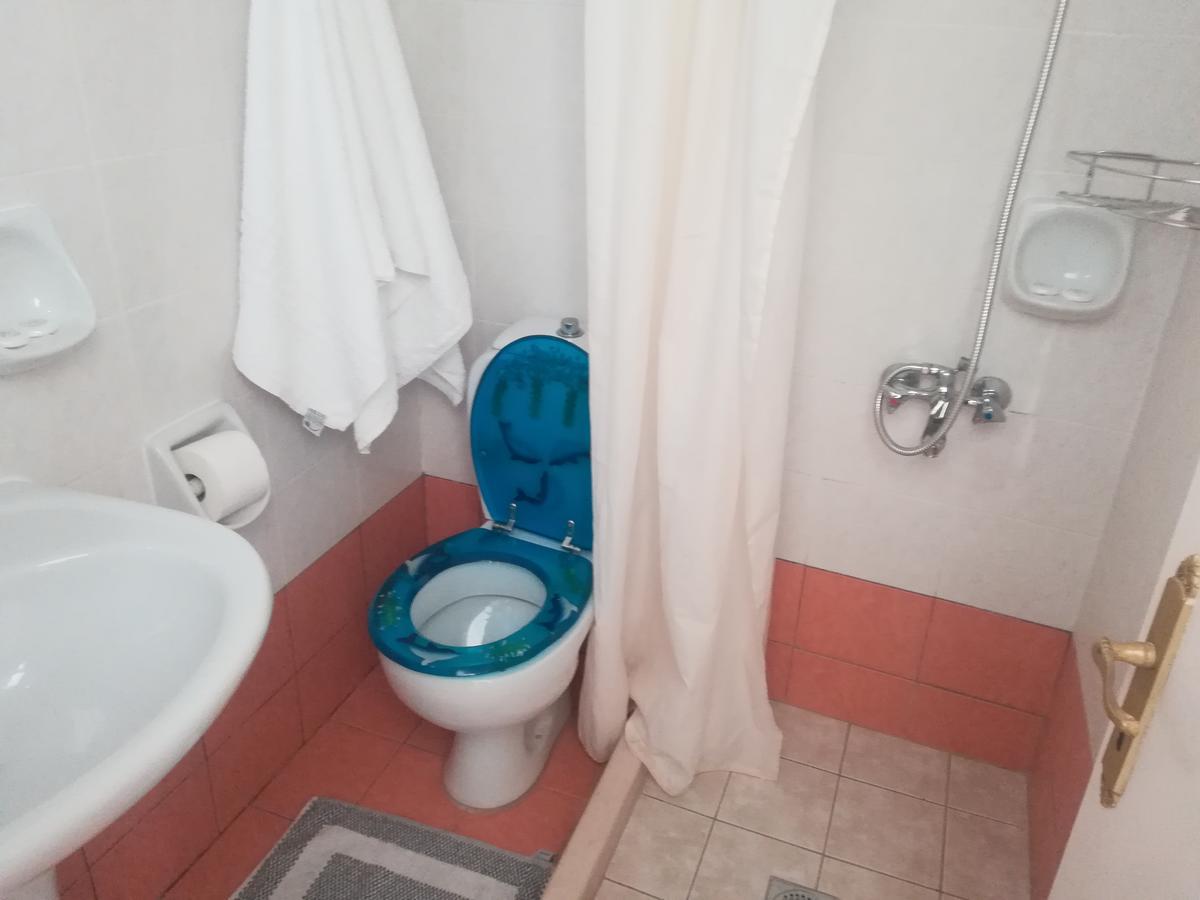 Konstantinos Apartment