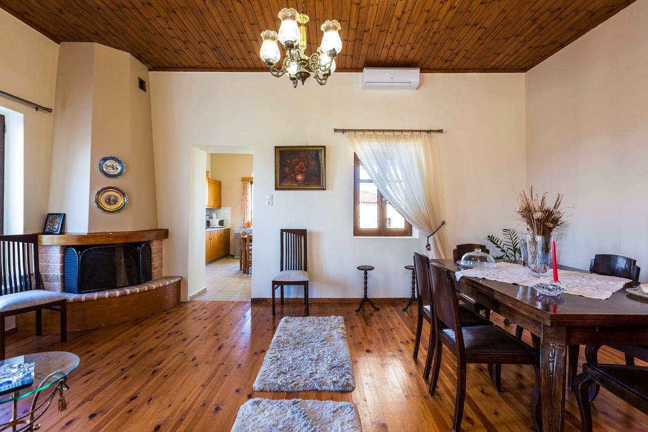 Lefteris House Villa