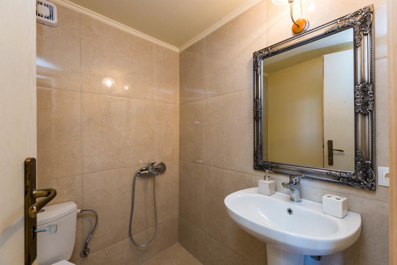 Lefteris House Villa *