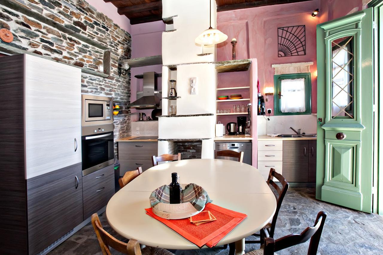 Tinos Habitart