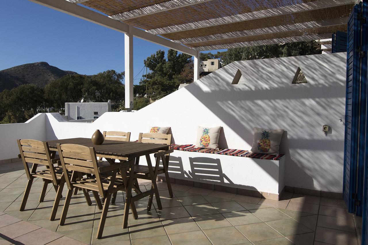 Armadoros / Backpackers Hotel 2*