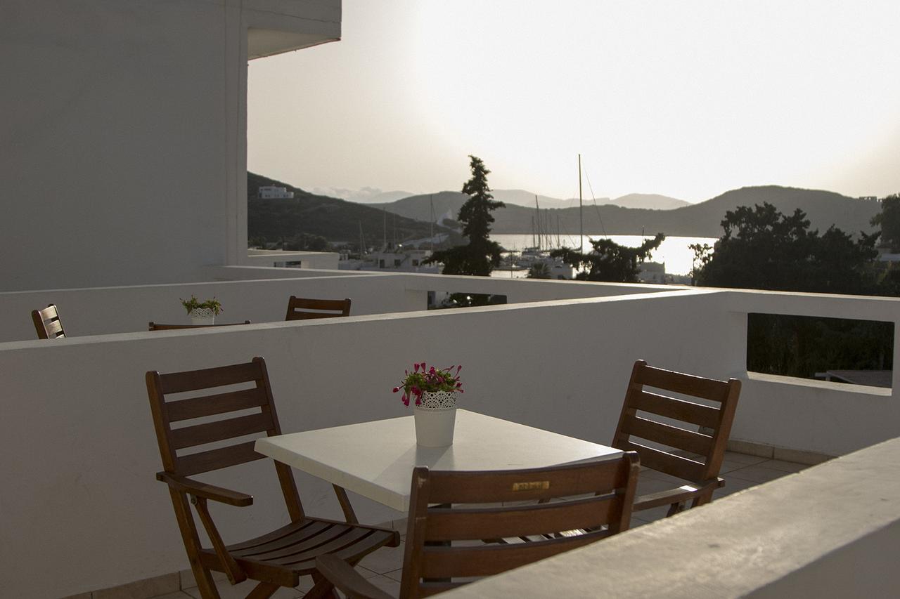 Hotel Armadoros / Backpackers 2*