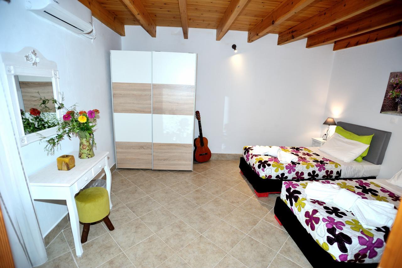 Pithari Villa Agios Dimitrios (Crete)
