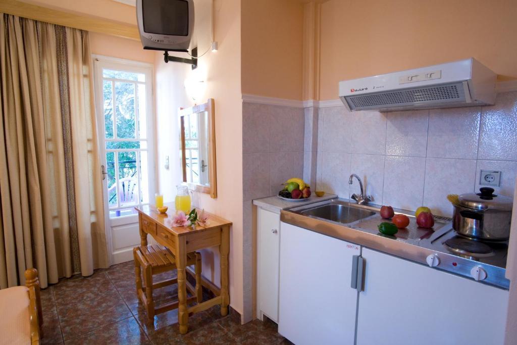 Aparthotel Pansion Filoxenia & 3*