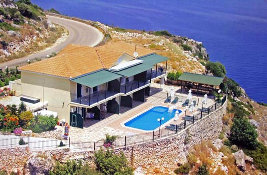 Agnantio Apartment *
