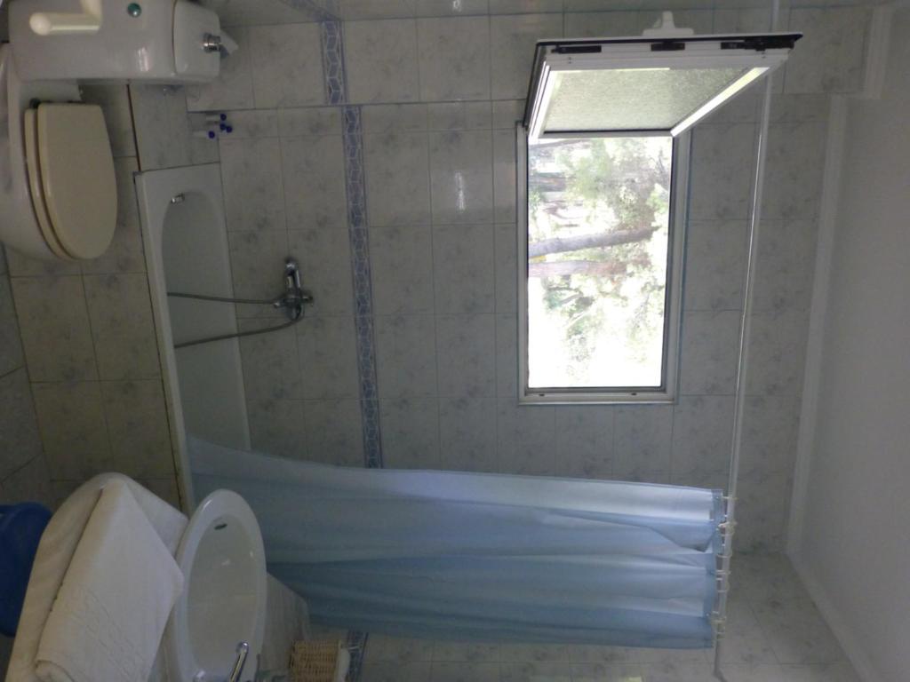 Dryades Hotel 3*
