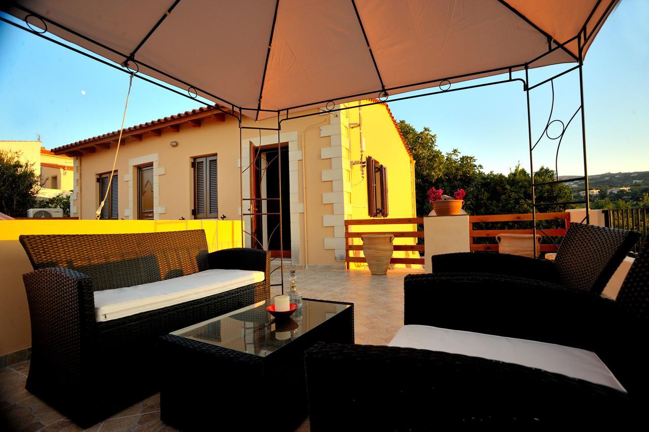 Pithari Villa