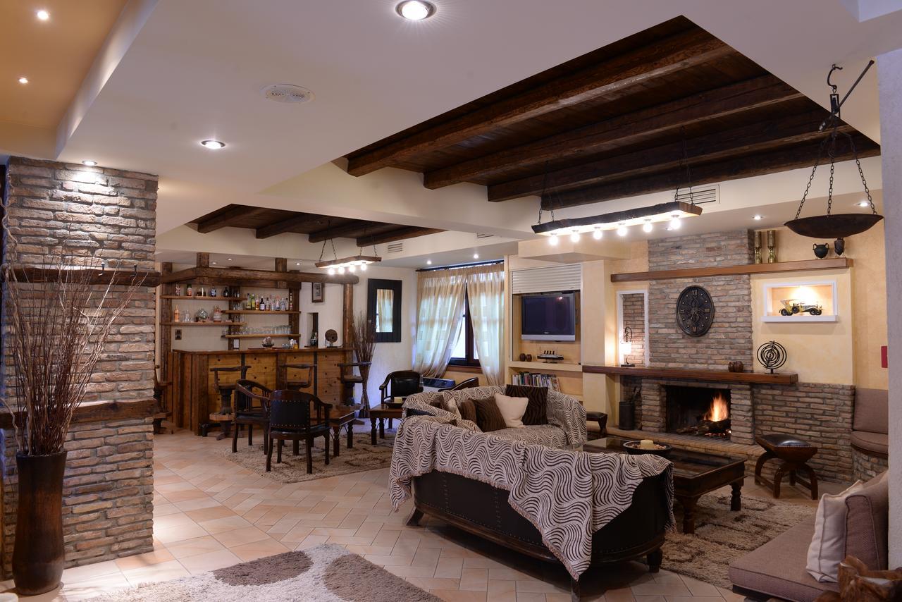 Hotel Anesis Kalavryta