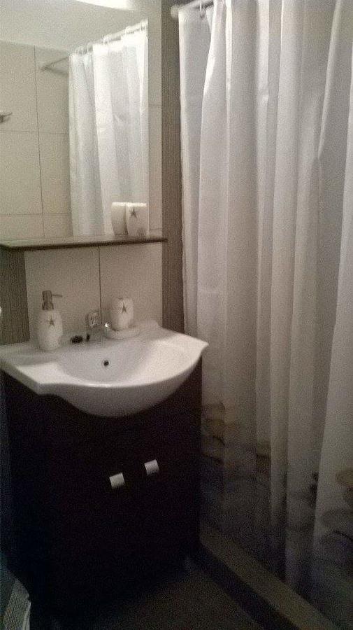 Hotel Smaragdi And *