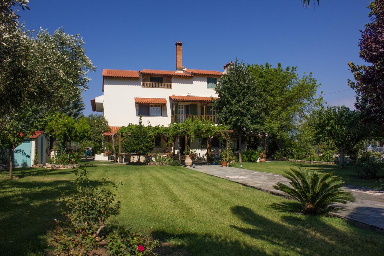 Guest house Exarchou
