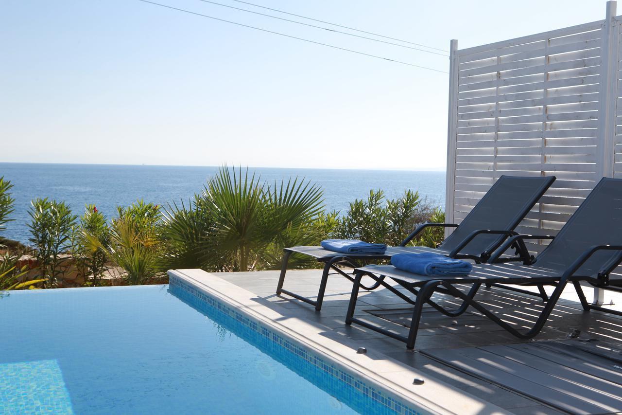 Kefalonian Villas Collection *
