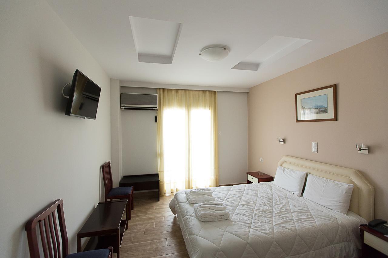 Flisvos Guest house Livanatai