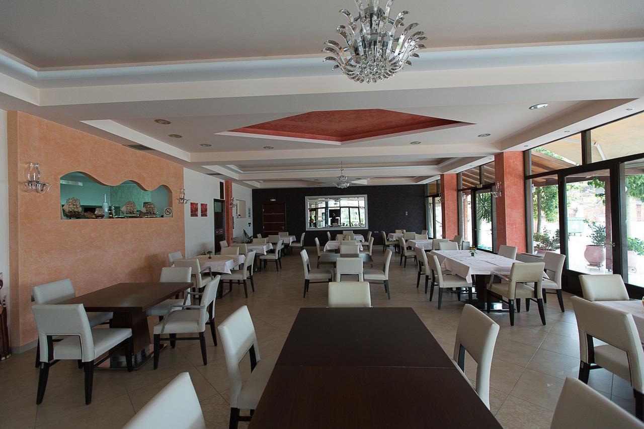 Guest house Flisvos