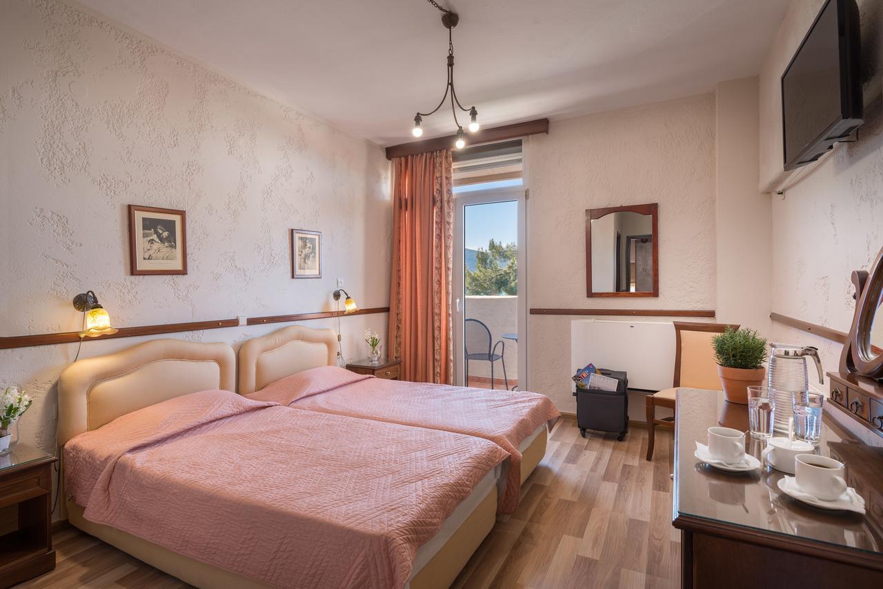 Hotel Jolly