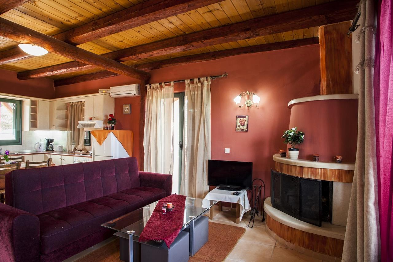Estate Kares Aparthotel