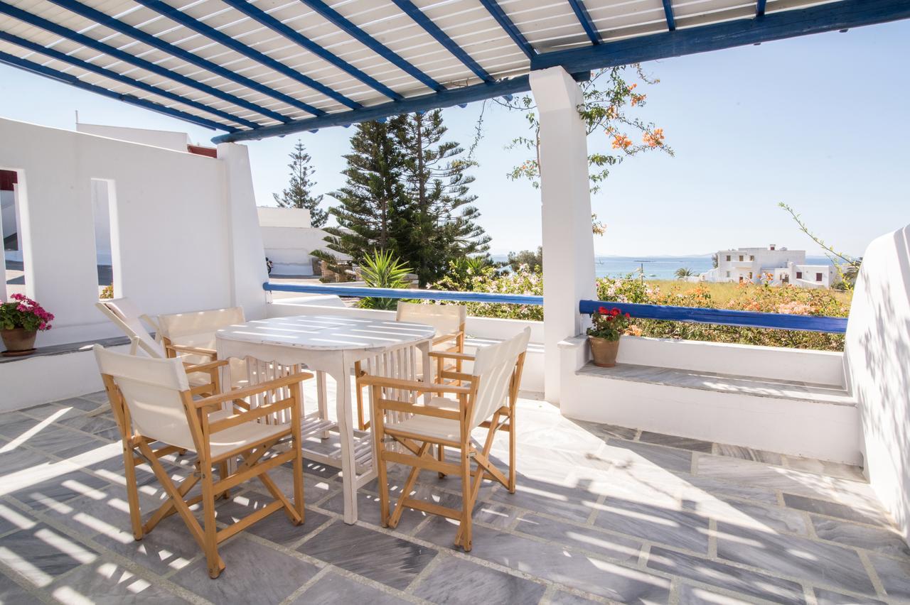 Albatross * Agios Sostis (Tinos)