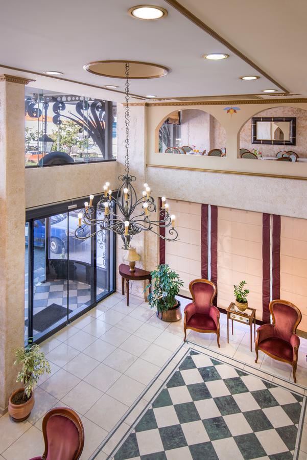 Hotel Jolly 2*