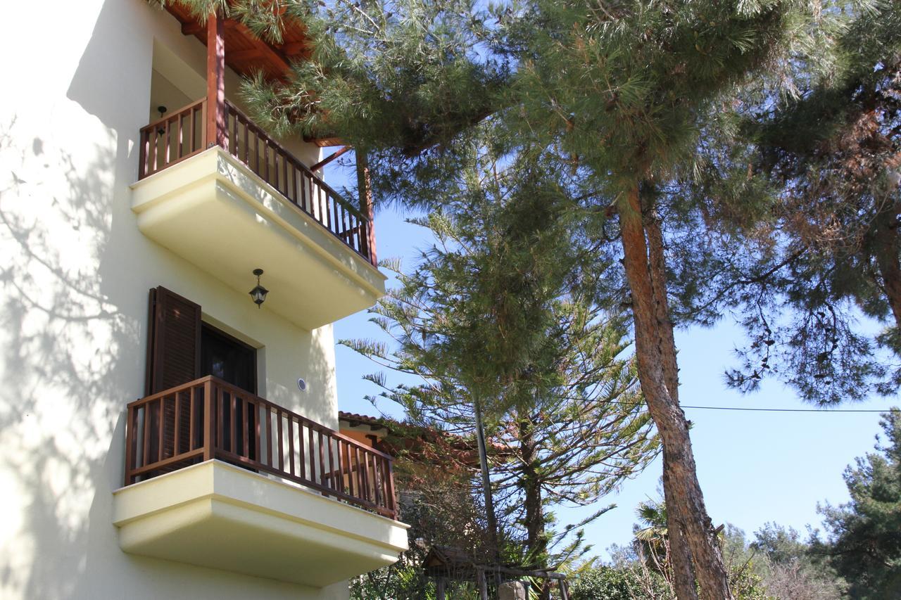 Tavani Villas *