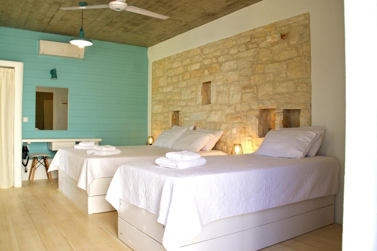 Nomads House * Logaras