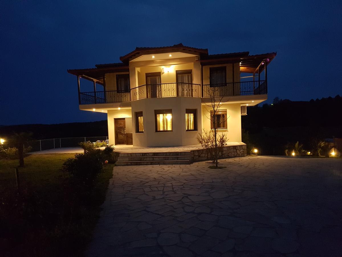 Astri Villa Ierissos