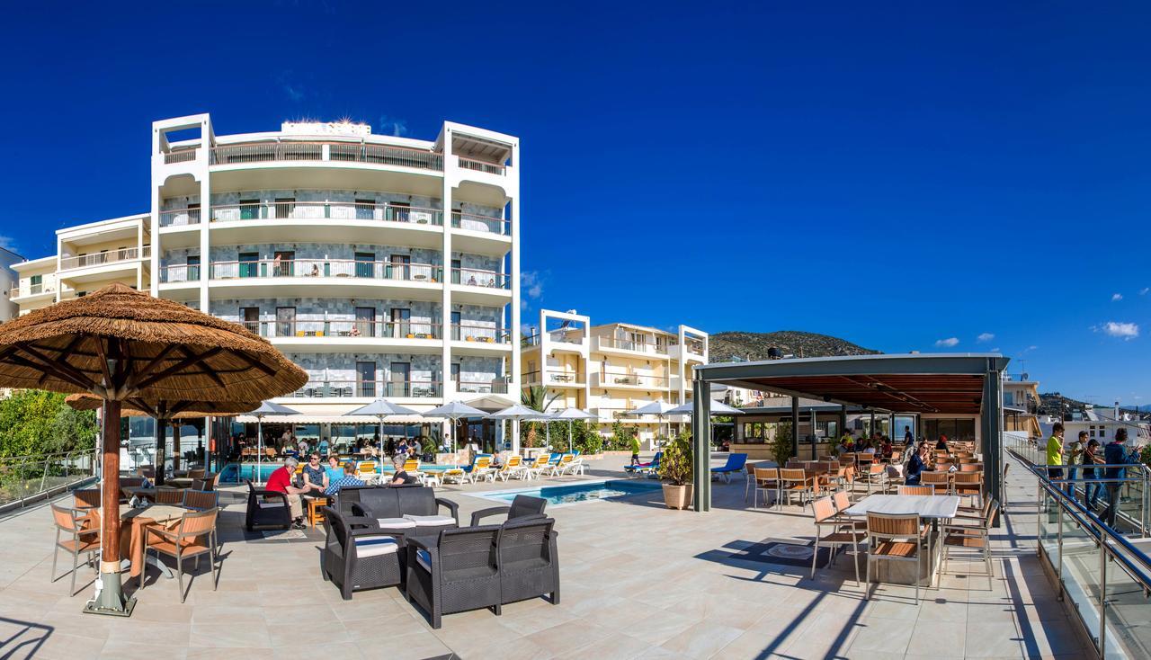 Hotel John & George 4*