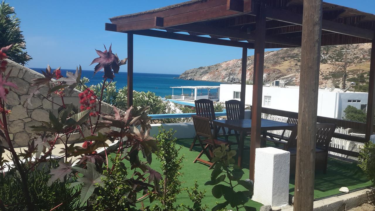 Apartment Anna Milos Island