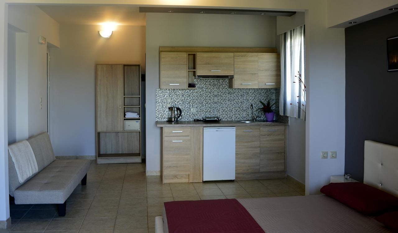 Ionian Balcony Apartment Lixouri