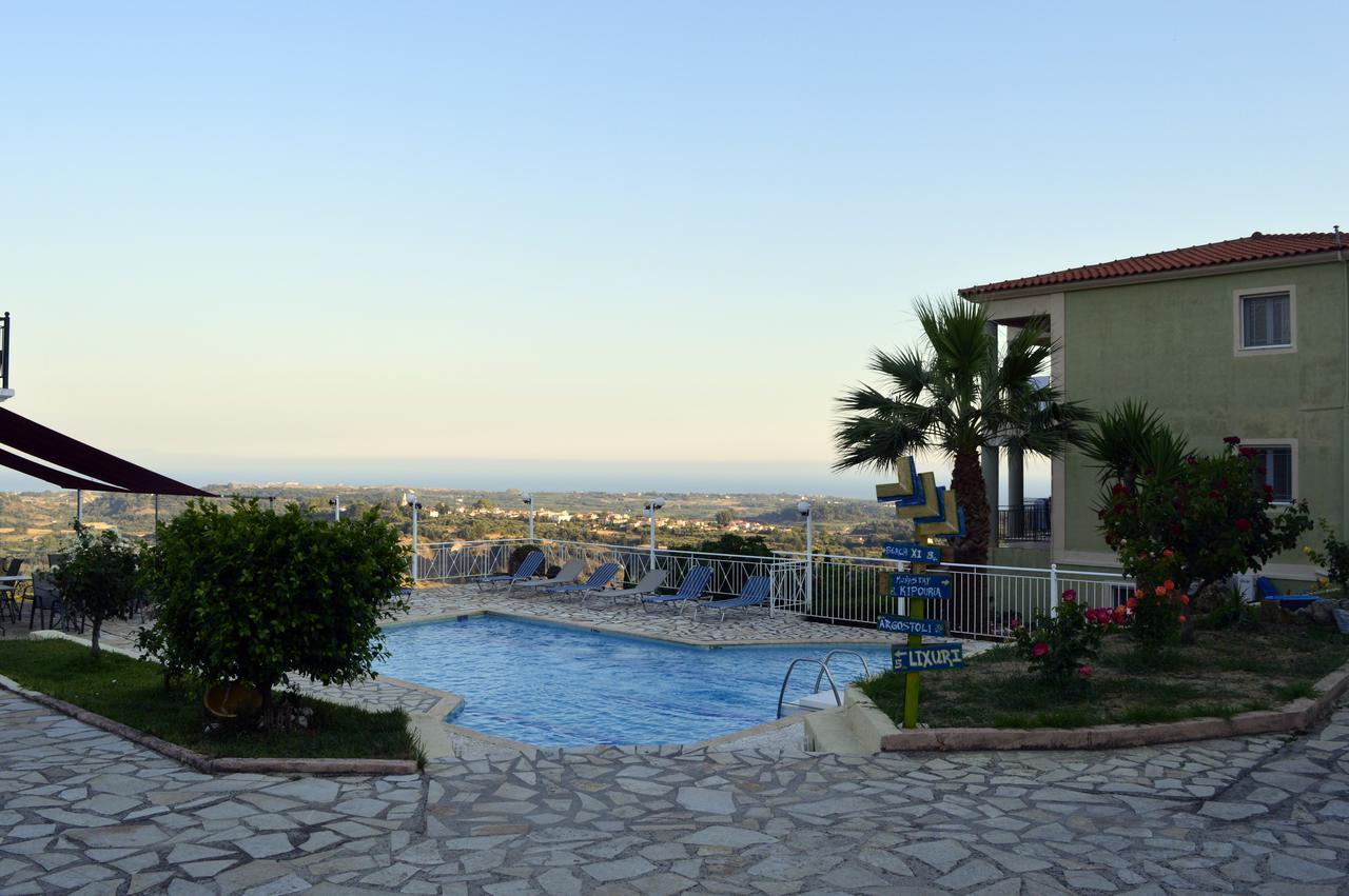 Ionian Balcony Apartment *