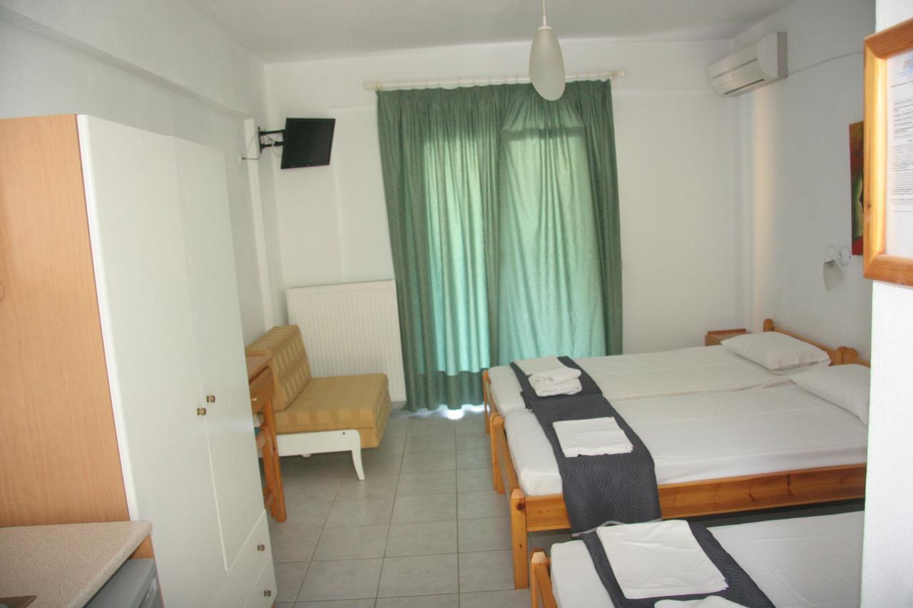 Neilis Apartment Siviri
