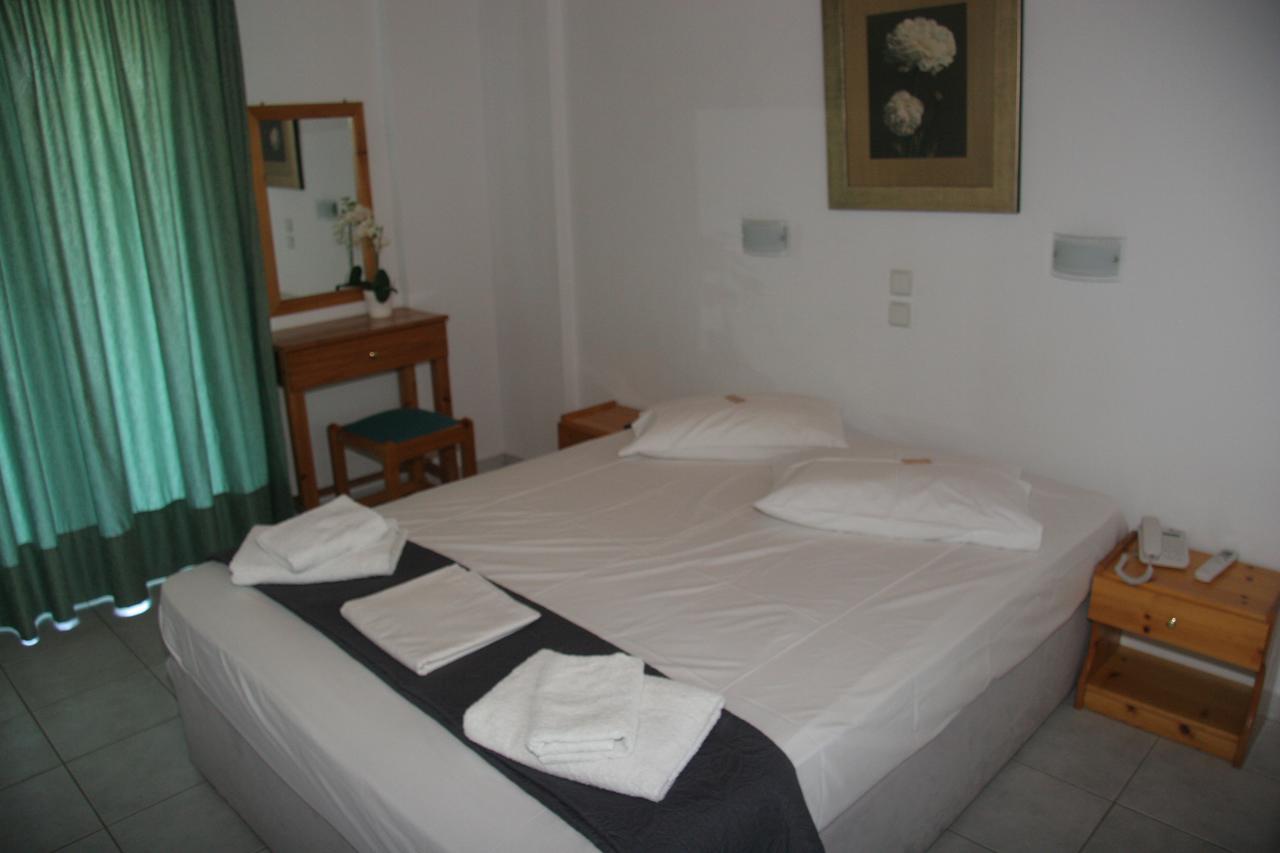 Neilis Apartment *