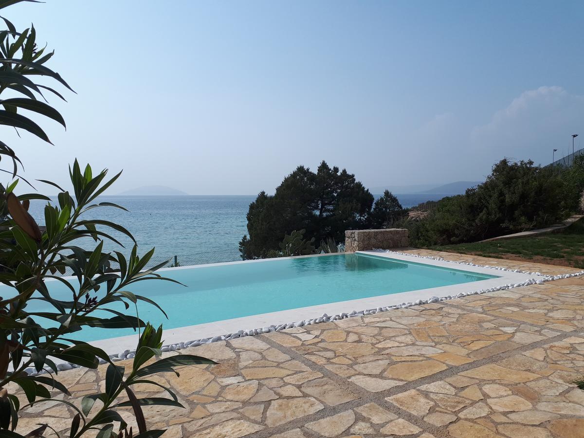 Villa Electra Beachfront