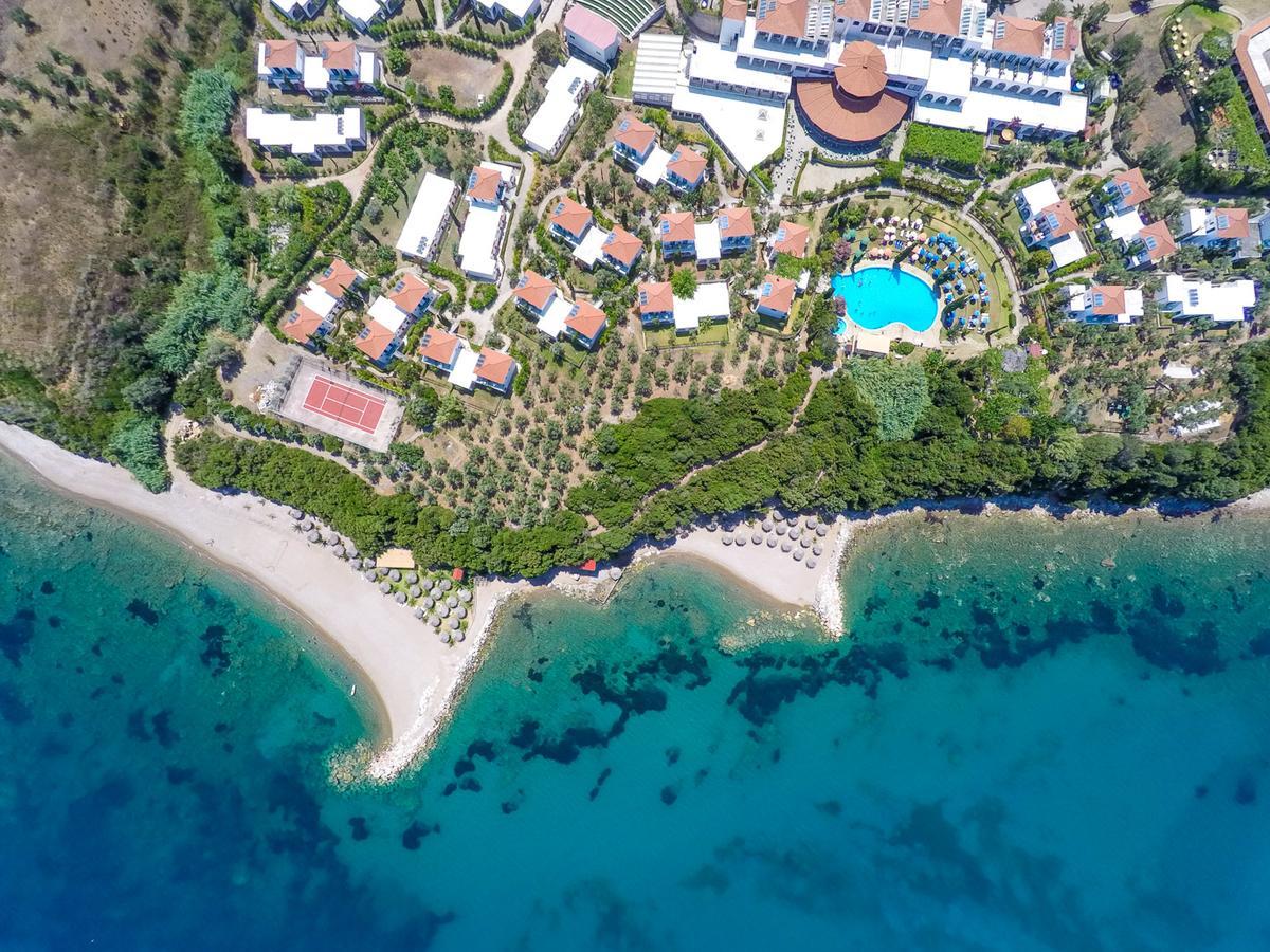 Hotel Sunrise Village 4*
