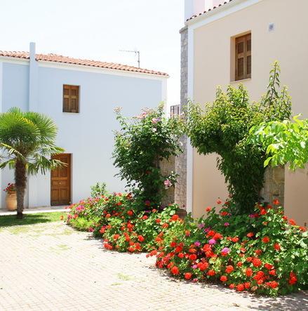Apartment Mouria *