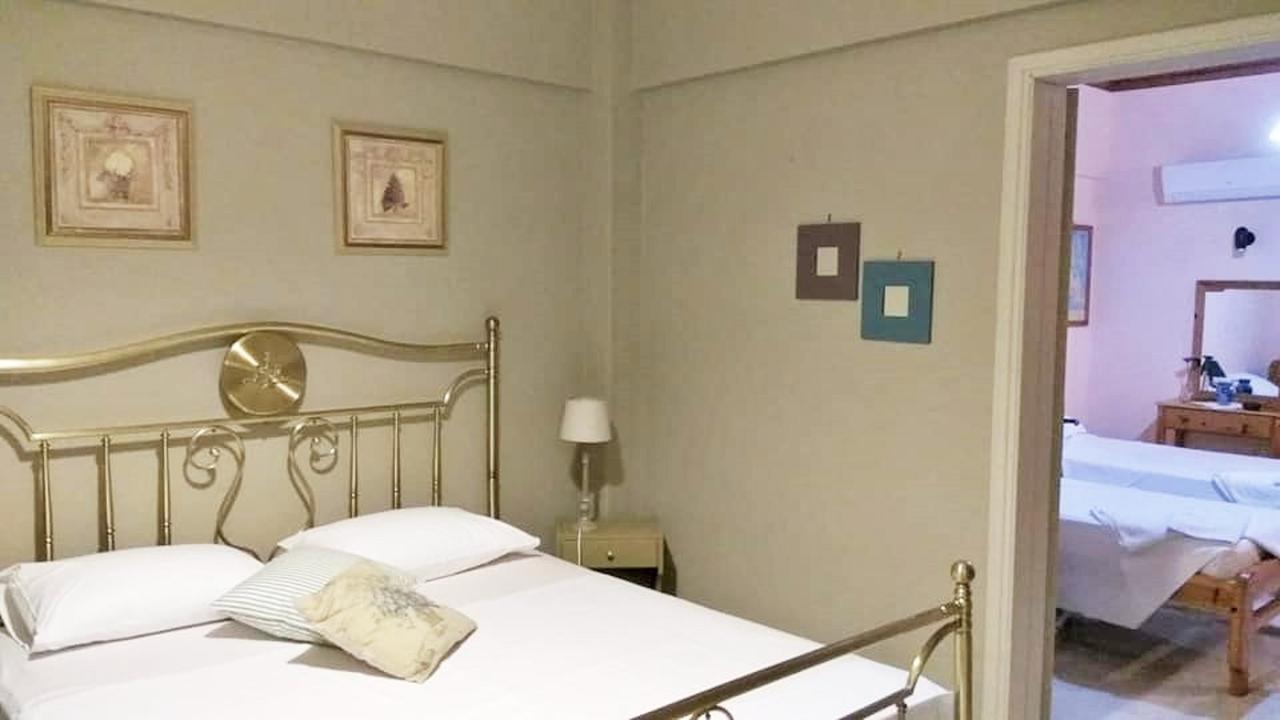 Maria'S Studios & Apartments