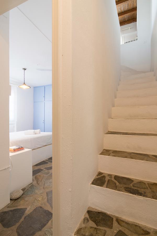 Serifos Livadakia * Livadi (Serifos)