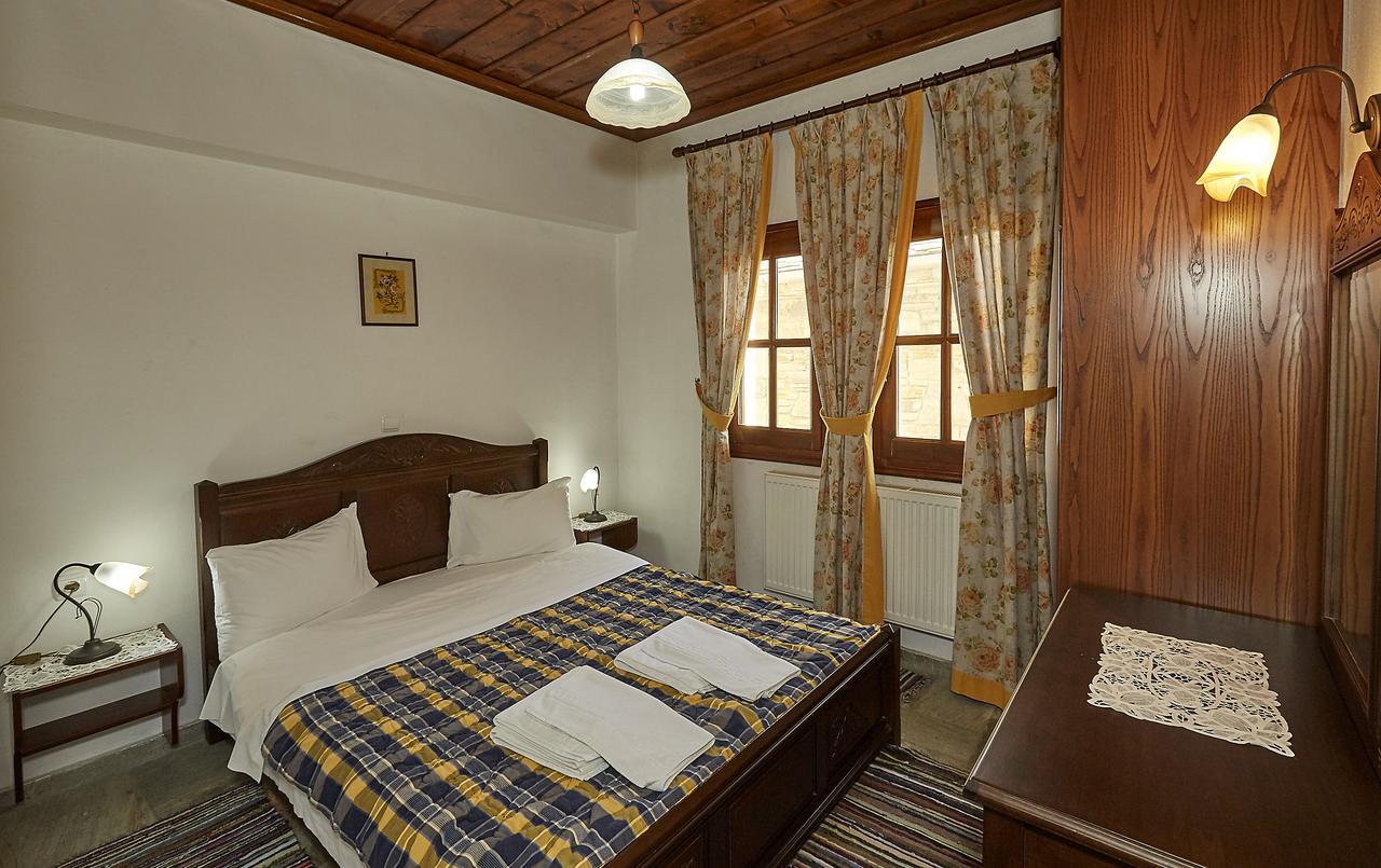Atrapos Aparthotel