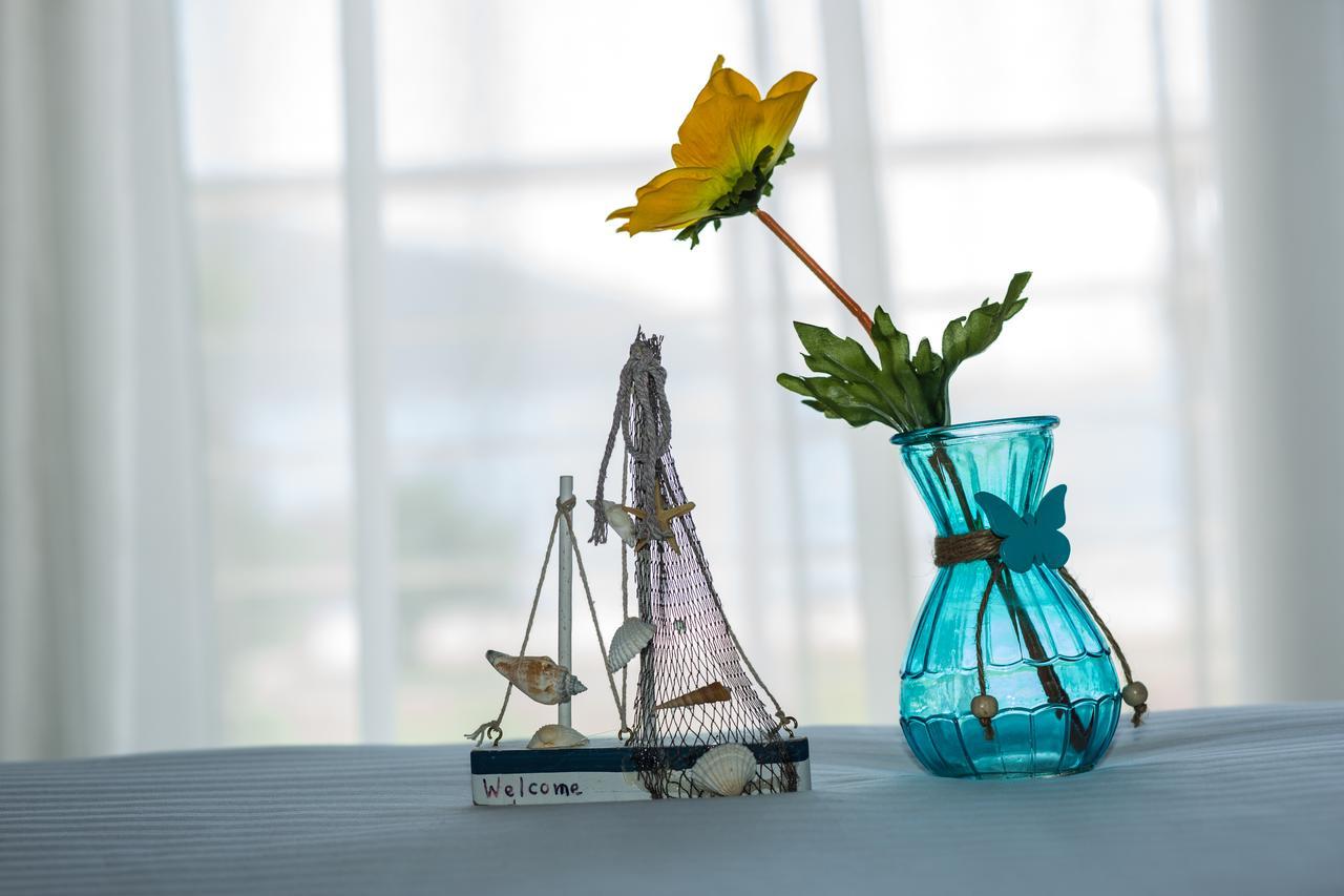 Sea To Apartment