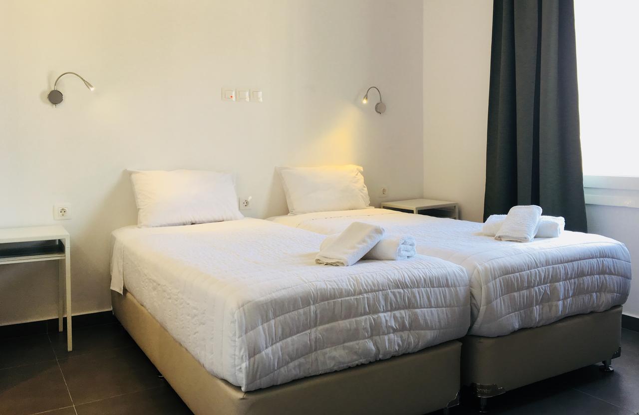 Kamelia * Spetses Town
