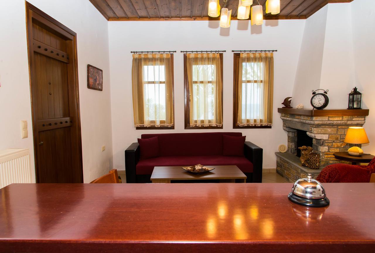 Guesthouse Enastron * Chorefton