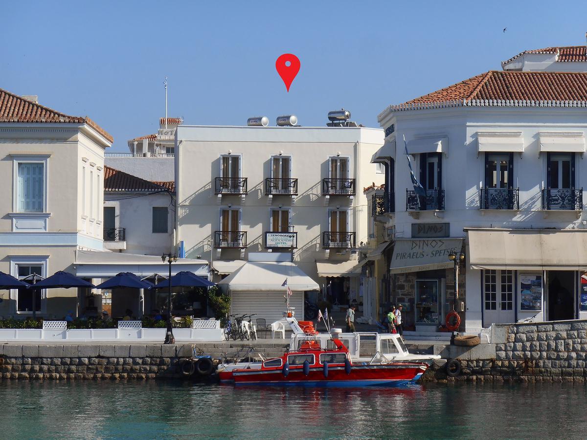 Alexandris * Spetses Town
