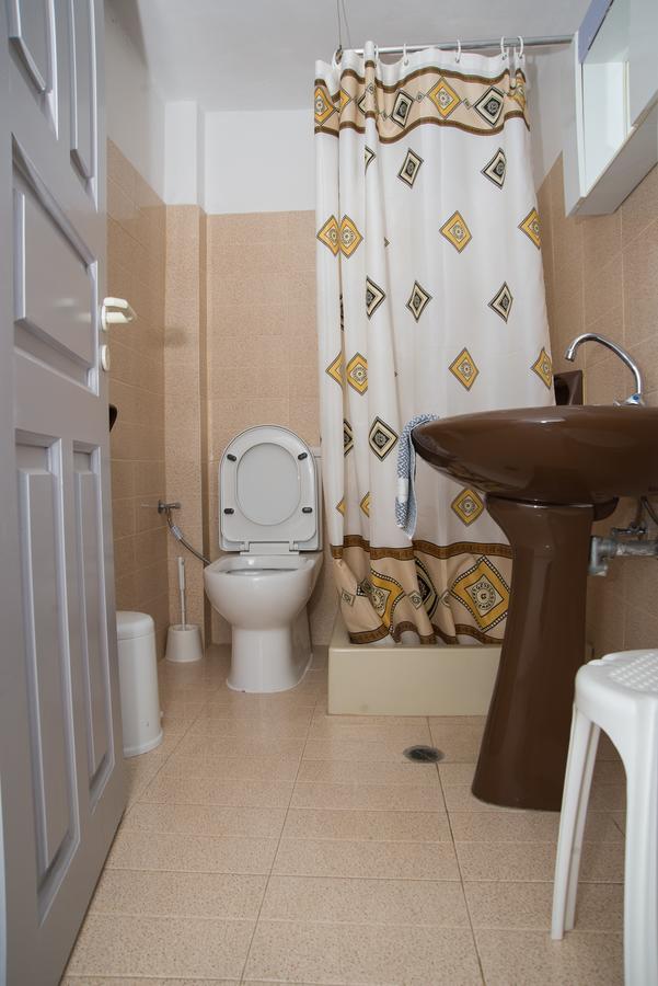 Apartment Captain Manos *