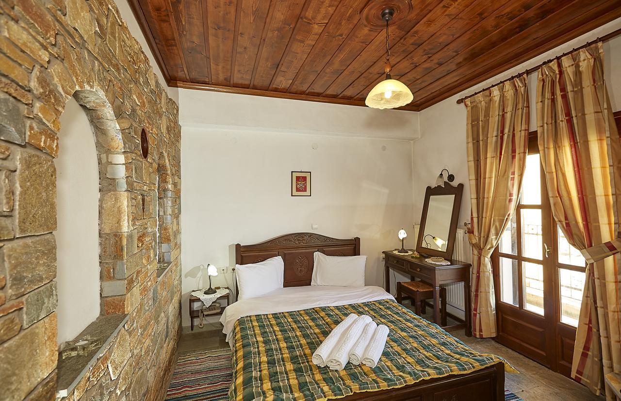 Atrapos Aparthotel 3*
