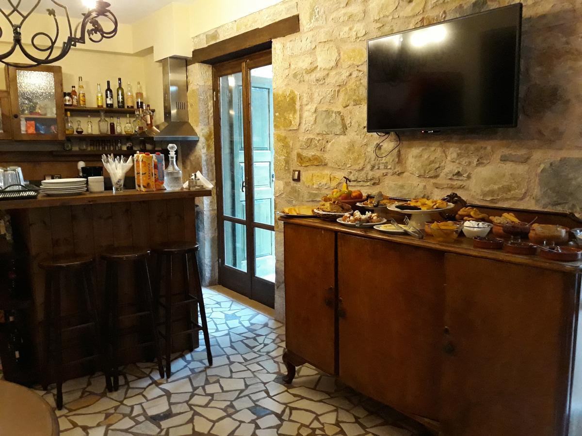 Messana Guest house Messini